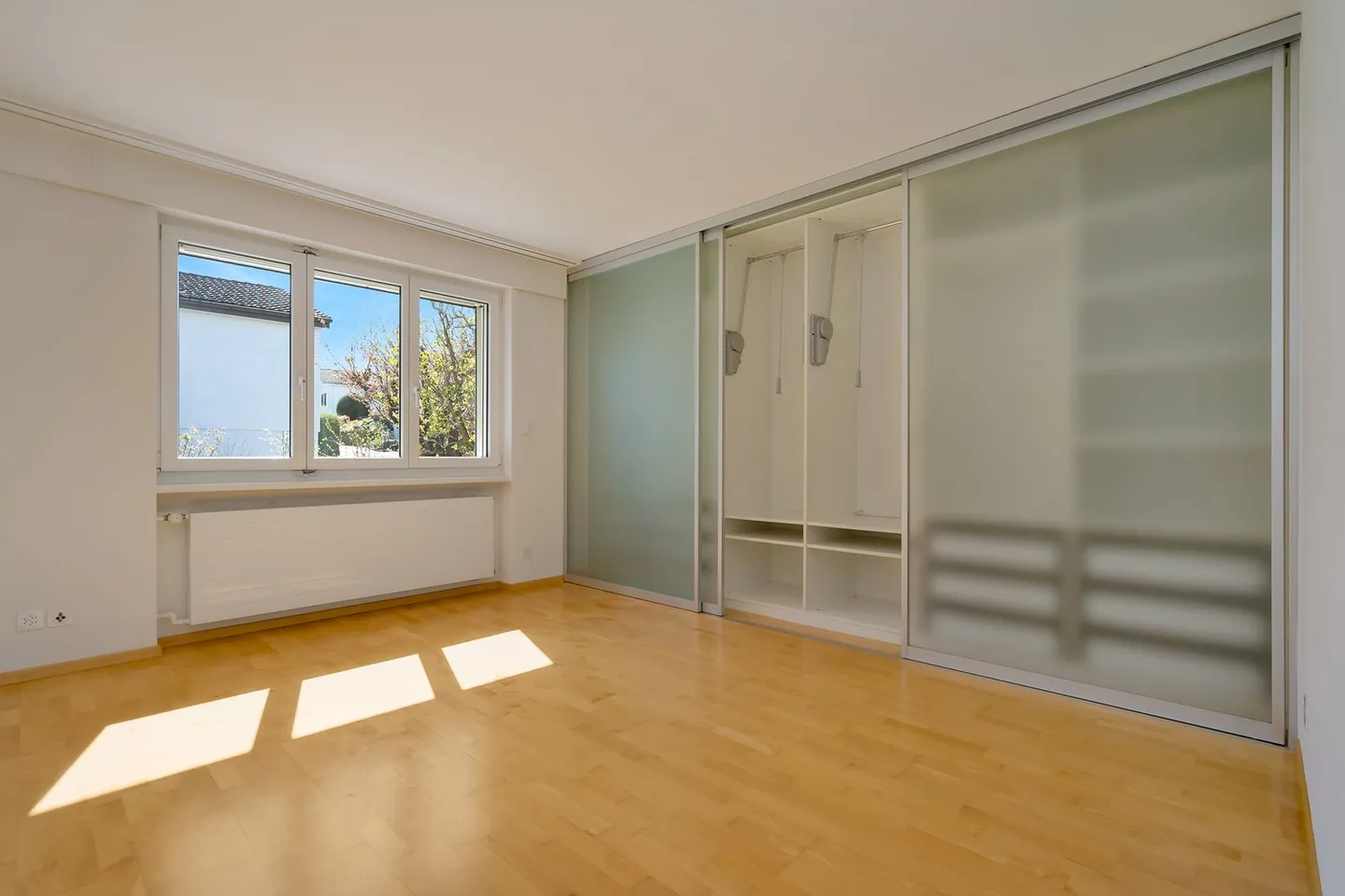 Maison individuelle indépendante avec double garage à Jegenstorf - Photo 9 sur 25
