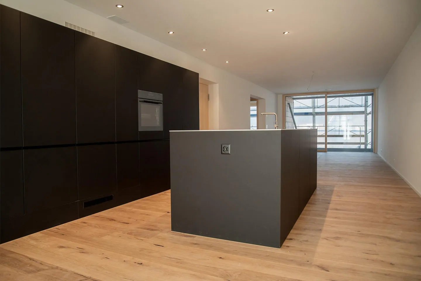 Charming 2.5 Room Apartment - Photo 1 of 10