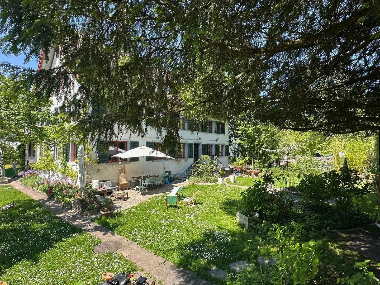 APPARTEMENT DE 6 PIÈCES À MÄNNEDORF (ZH), MEUBLÉ, TEMPORAIRE - Photo 8 sur 10