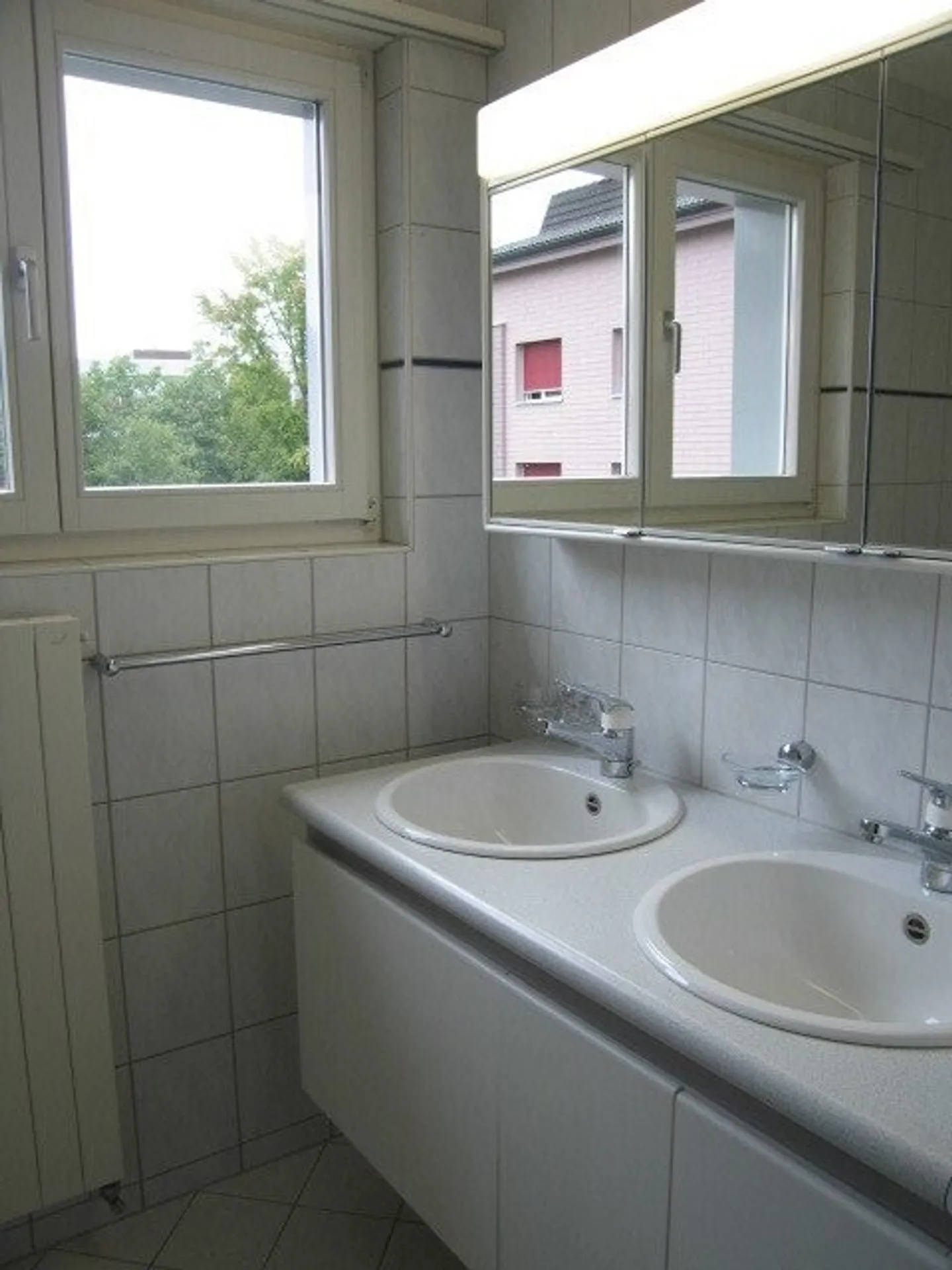 Appartamento moderno e spazioso cerca di te! - Foto 5 di 6