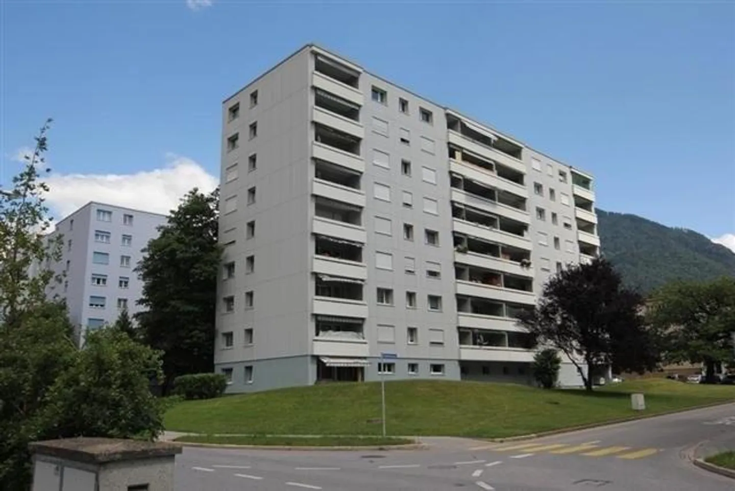 Dans un quartier résidentiel calme avec balcon ensoleillé - Photo 1 sur 8