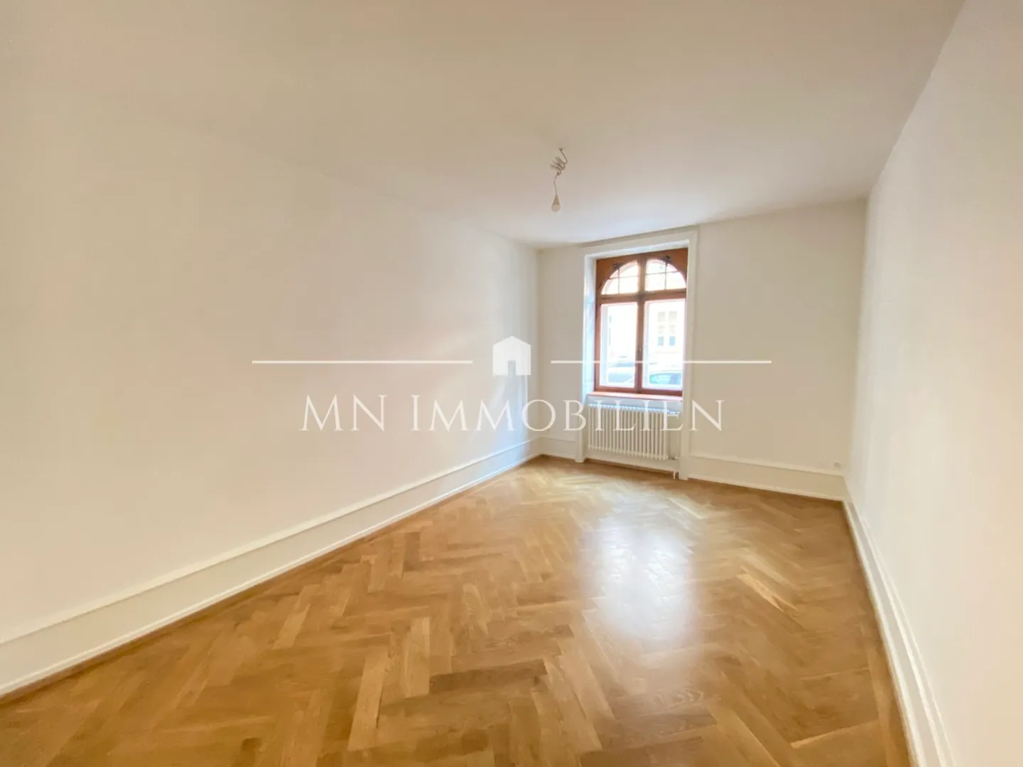 Exclusive Ground-Floor Apartment - Photo 4 of 4