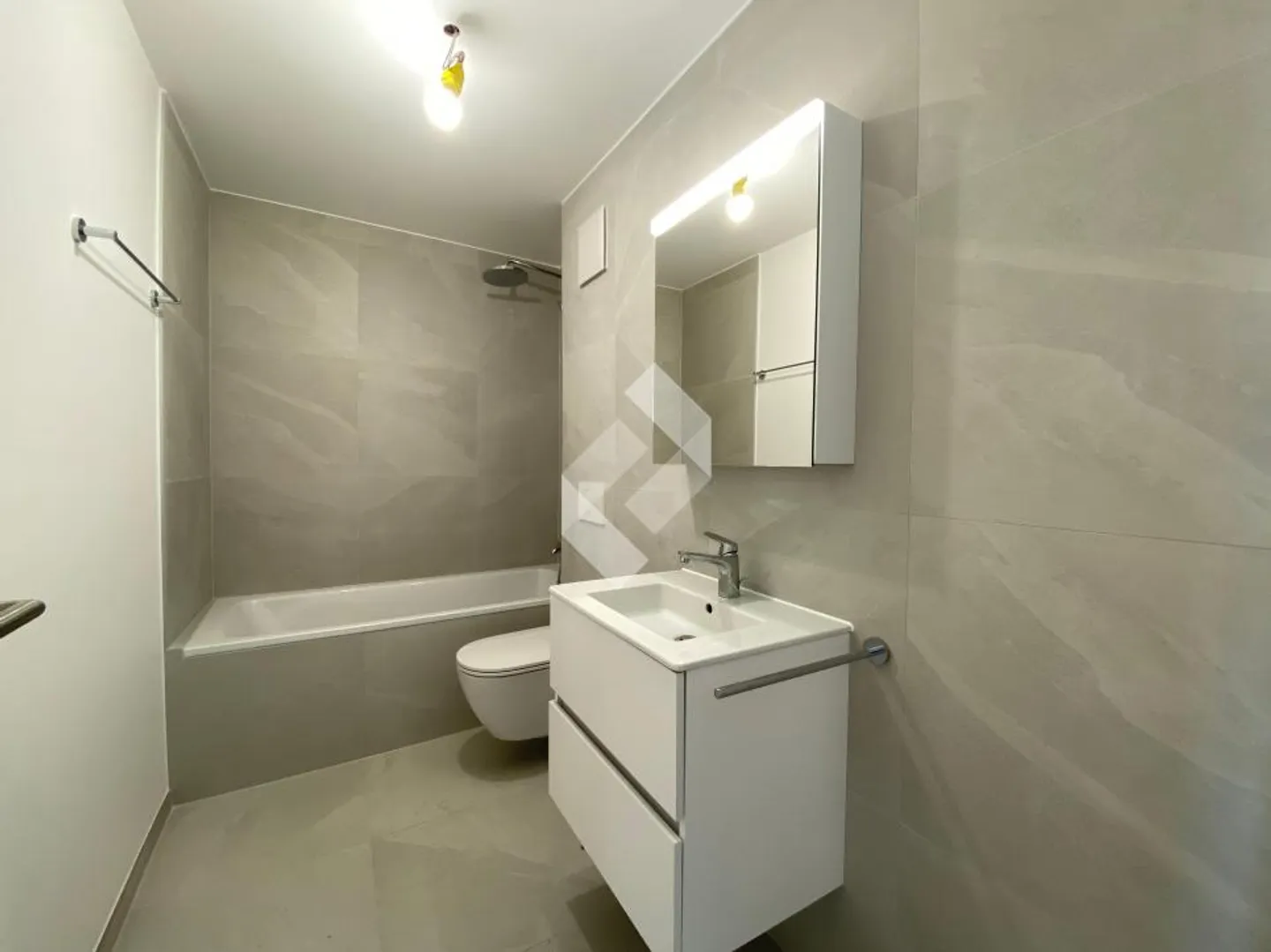 Duplex de 4,5 pièces + parcelle de construction de 400 m2 - Photo 13 sur 13