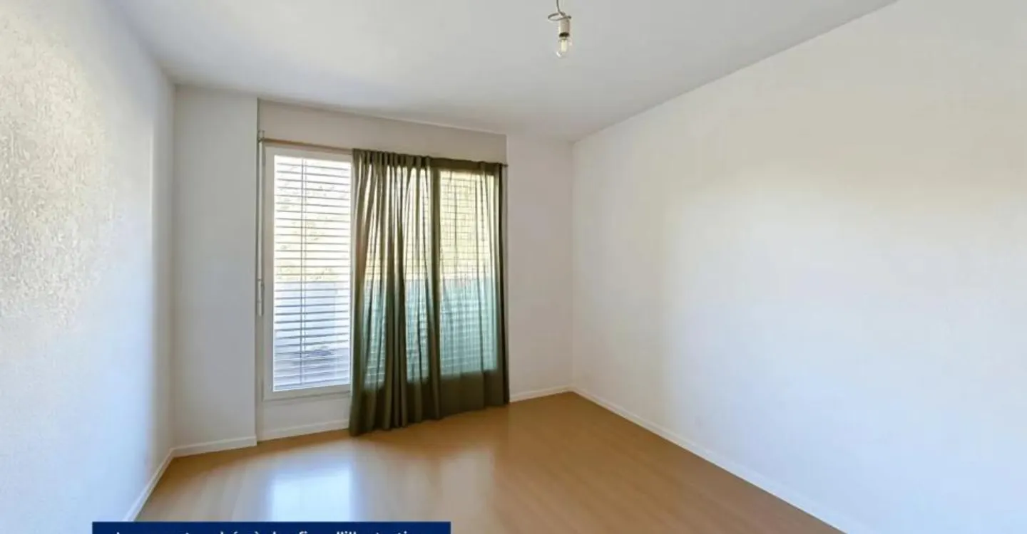 Helle 4,5-Zimmer-Wohnung mit Balkon und freiem Blick in Sierre - Foto 3 von 5