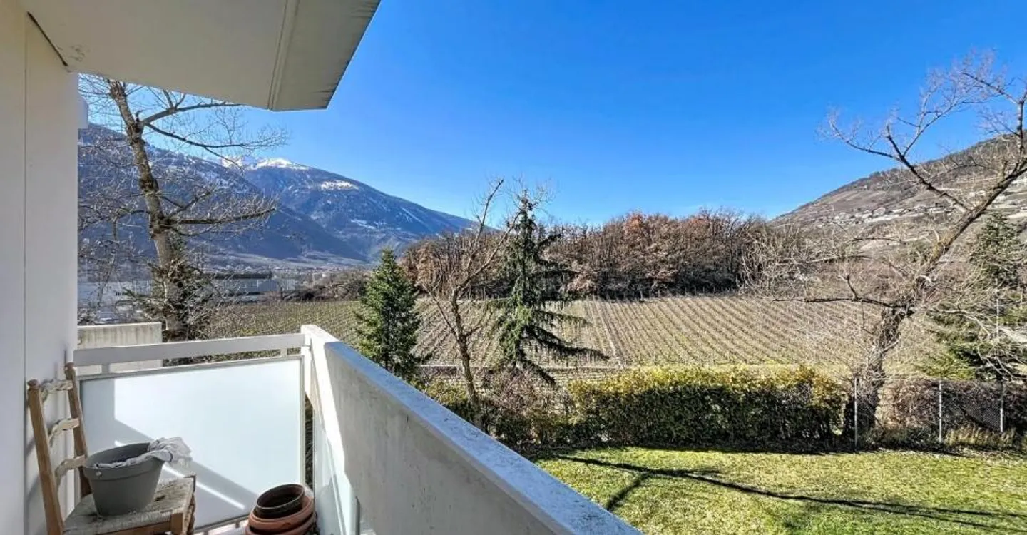 Helle 4,5-Zimmer-Wohnung mit Balkon und freiem Blick in Sierre - Foto 5 von 5