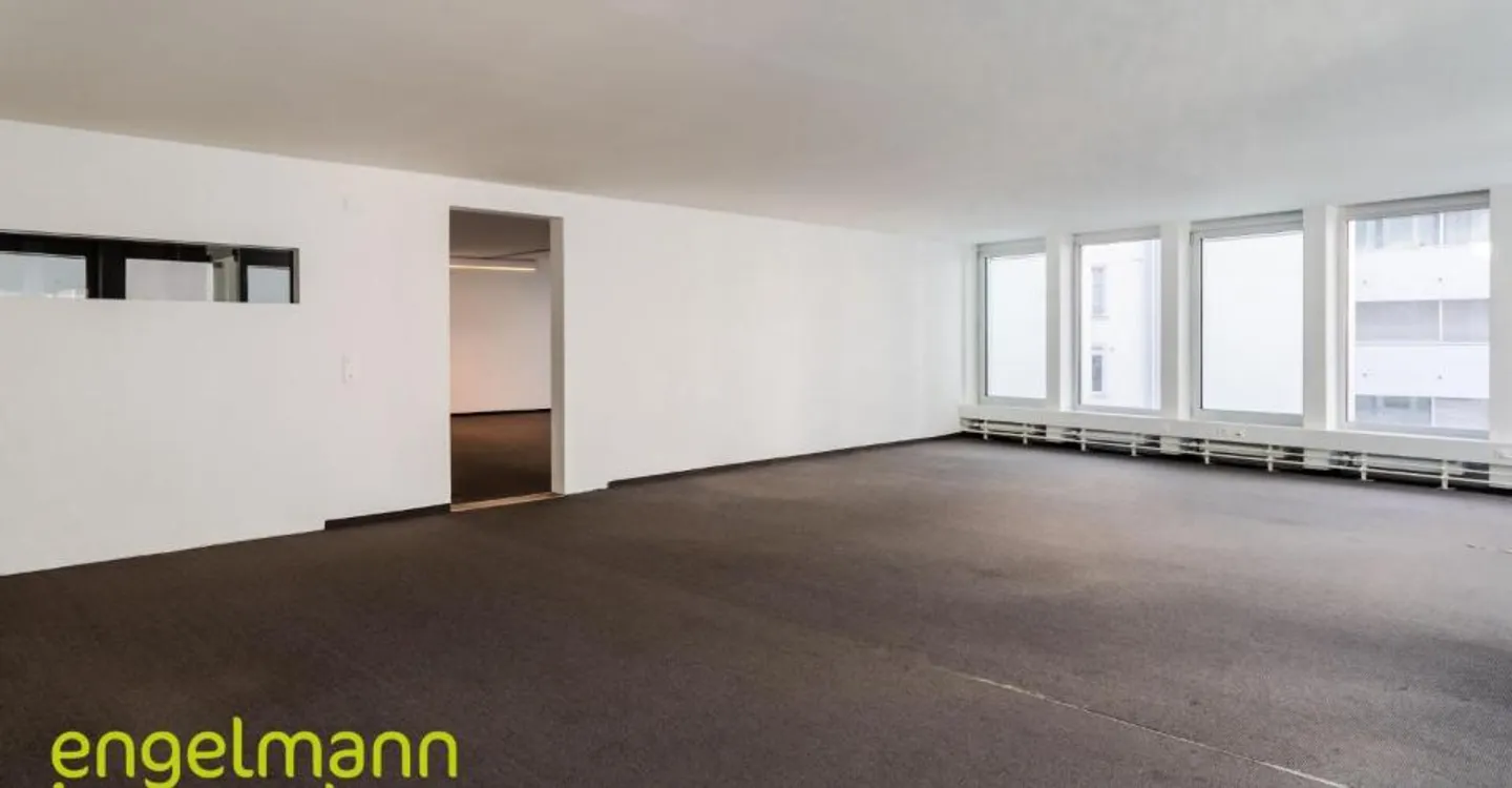 Uffici in centro città da 62 m2 - Foto 3 di 11