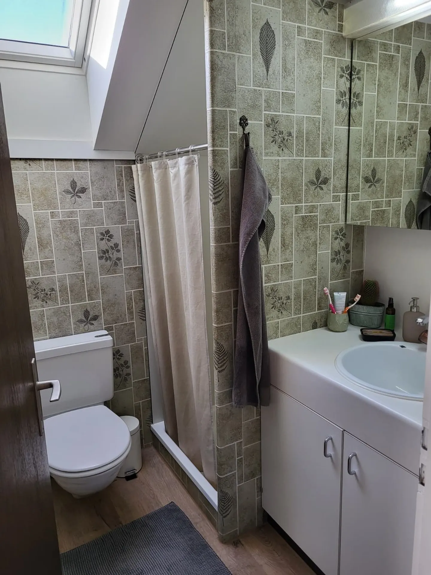 Charmante Dachwohnung in Thun - Foto 7 von 8