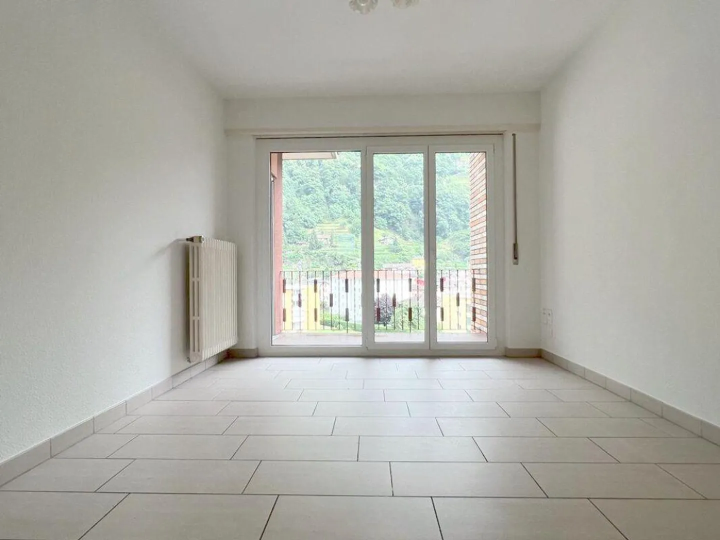 BELLINZONA | APPARTEMENT 4.5 | - Photo 3 sur 11