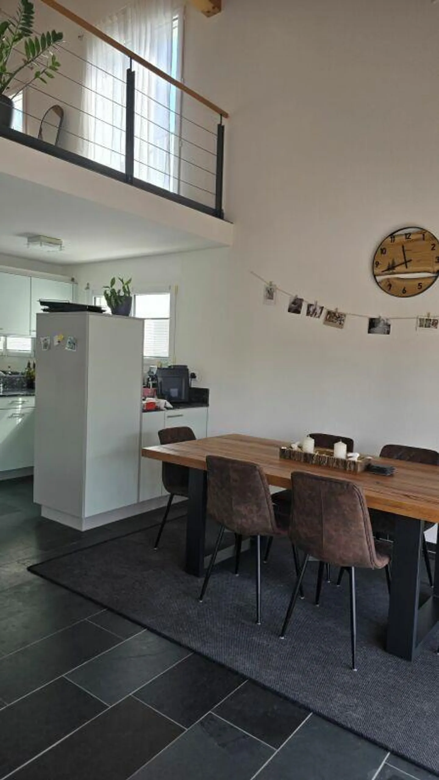 Beautiful and spacious 5.5 room apartment - Photo 4 of 13