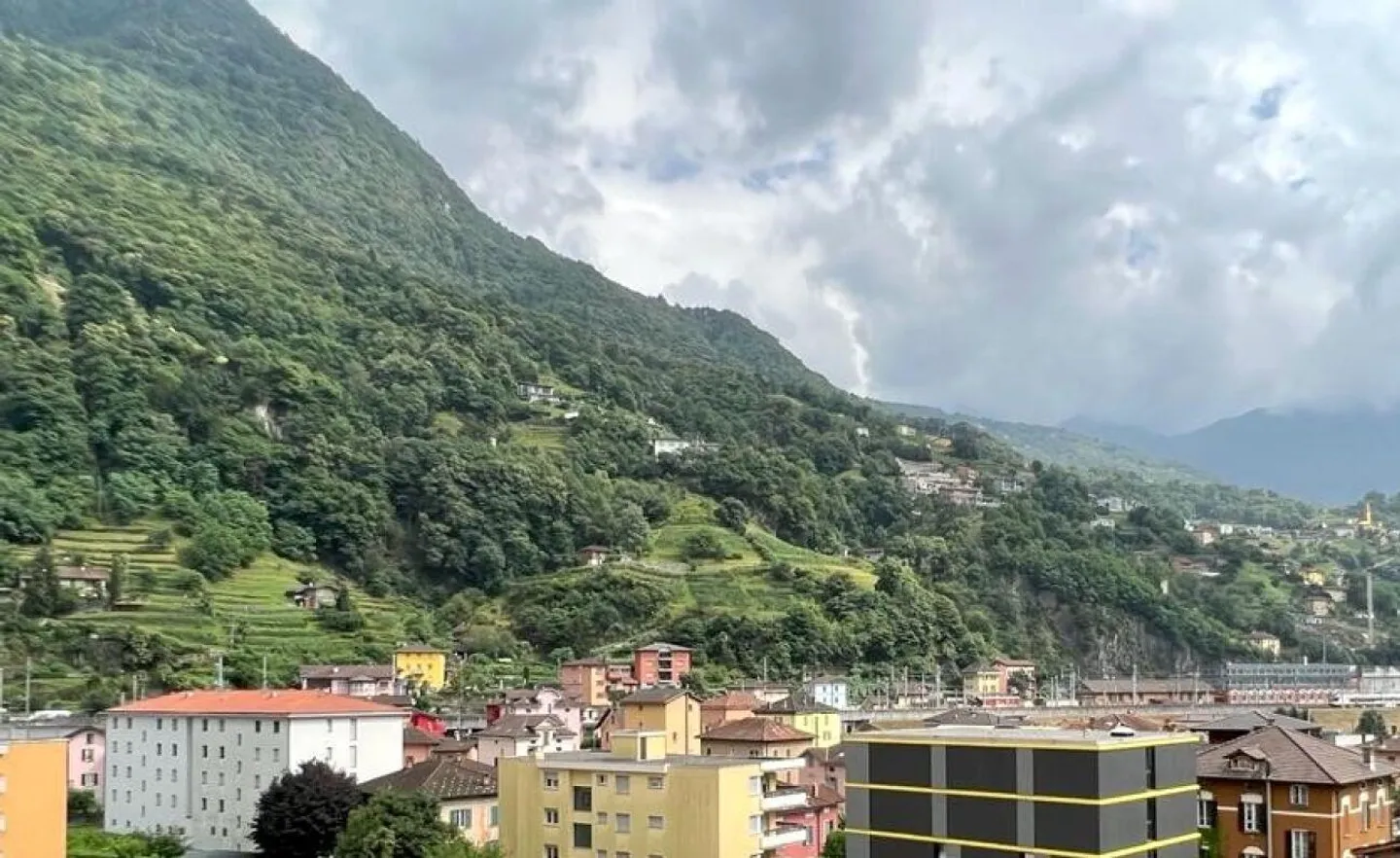 BELLINZONA | APPARTEMENT 4.5 | - Photo 11 sur 11