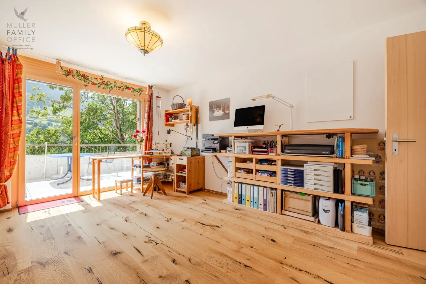 Stilvolle 3 1/2 Zimmer-Gartenwohnung (Erstwohnung) mit Einfamilienhaus-Charakter - Foto 7 von 13