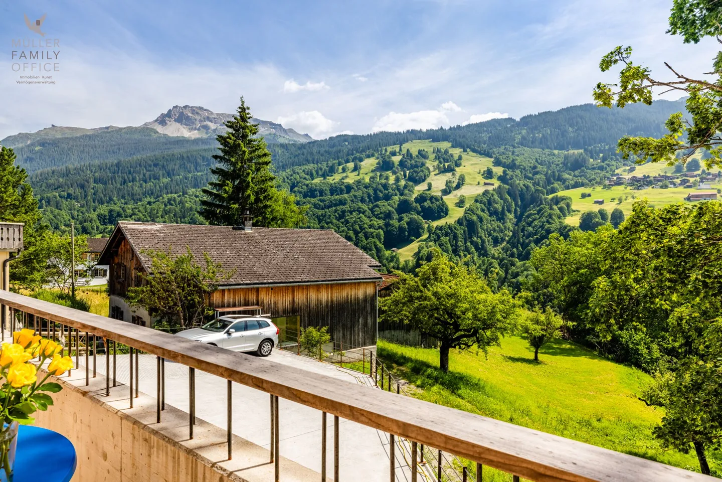 Stilvolle 3 1/2 Zimmer-Gartenwohnung (Erstwohnung) mit Einfamilienhaus-Charakter - Foto 9 von 13