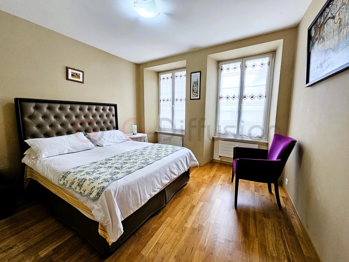 Appartement Charmant avec Vue sur le Lac - Photo 3 sur 16