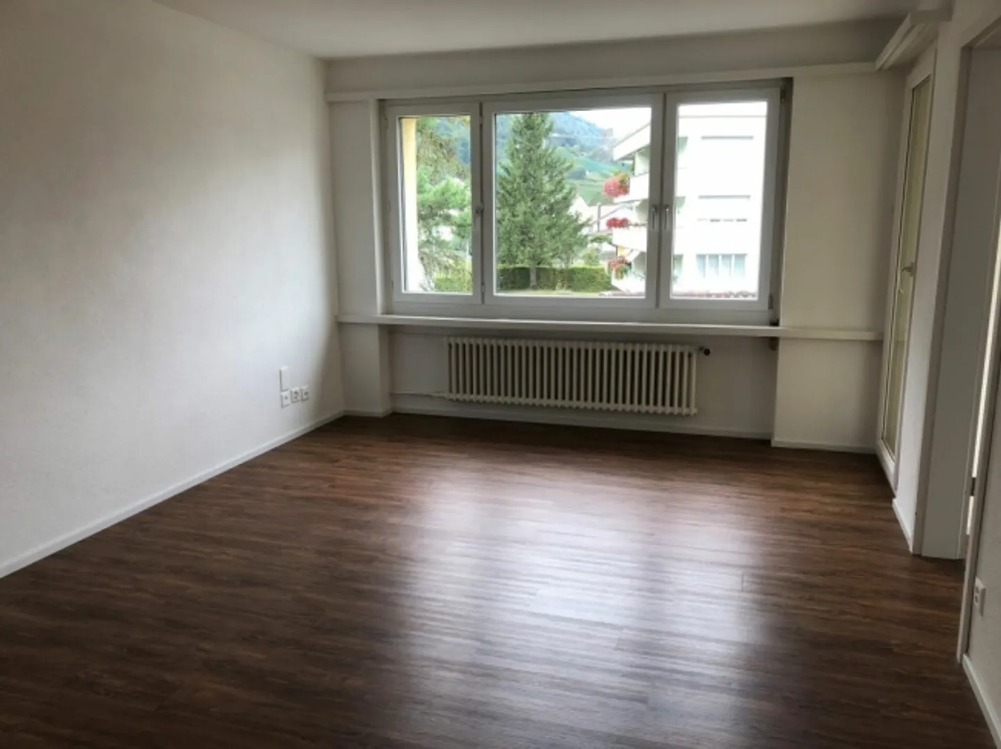 «Wunderschöne 3.5 Zimmerwohnung an schöner Lage jetzt noch frei!» - Foto 2 von 9