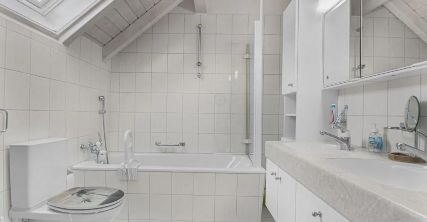 Sonceboz, 4.5-room duplex with 2 covered parking spaces - Photo 11 of 13