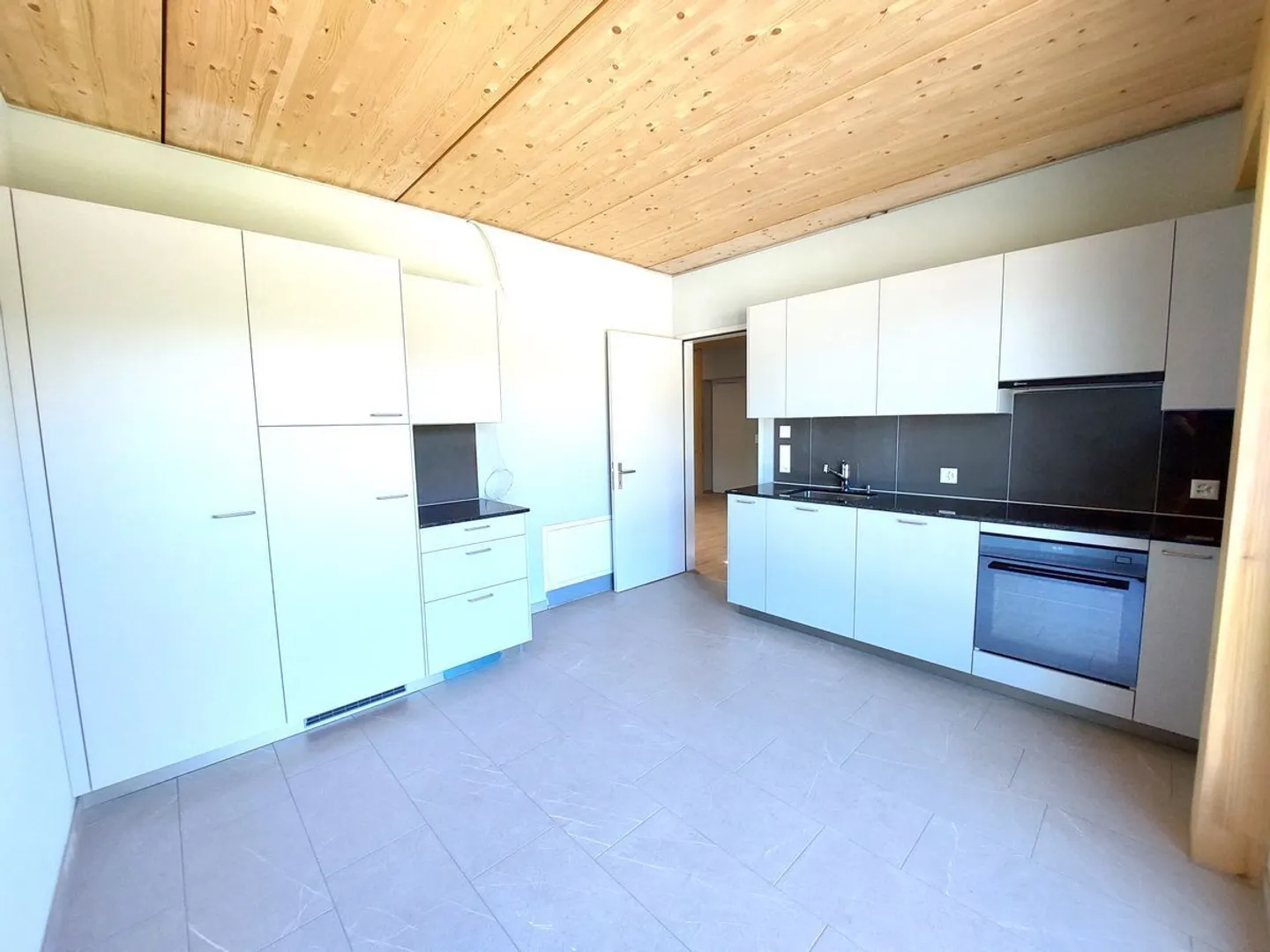 Punto architettonico: spazio per ufficio / studio di 5,5 stanze con molto... - Foto 5 di 13