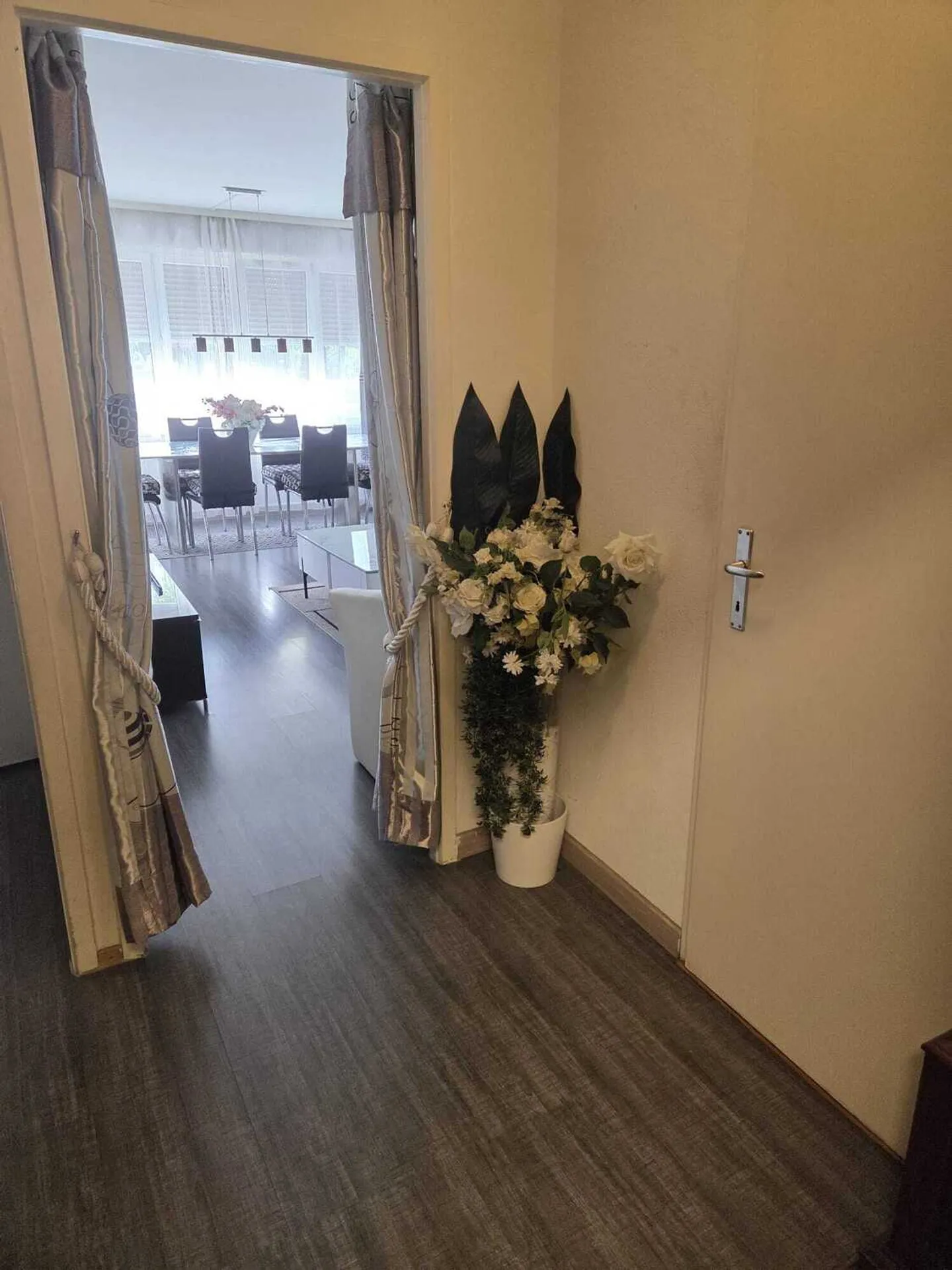 Appartement à louer - Photo 2 sur 4