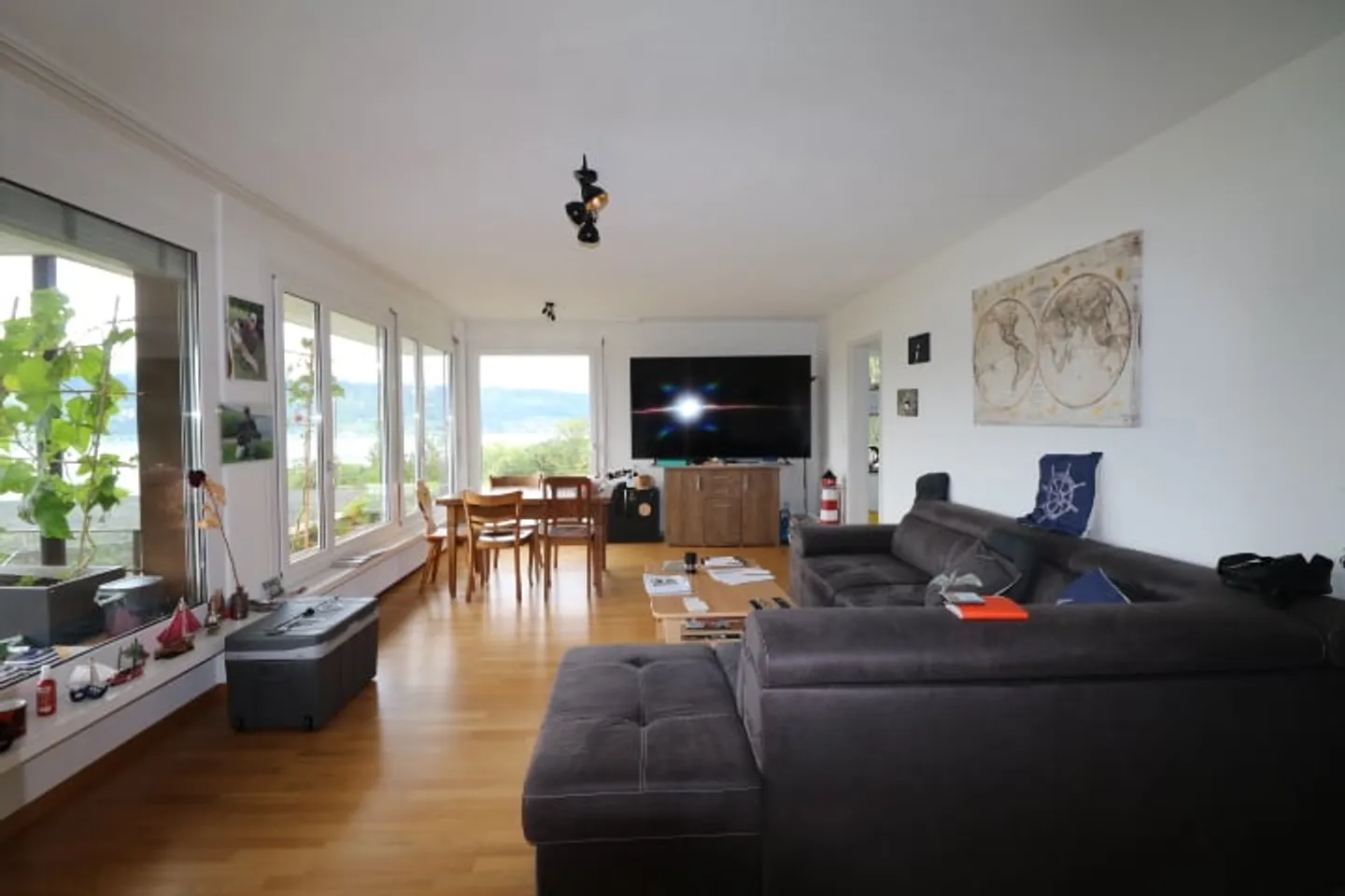 Appartement spacieux de 4,5 pièces avec vue sur le lac - Photo 2 sur 10