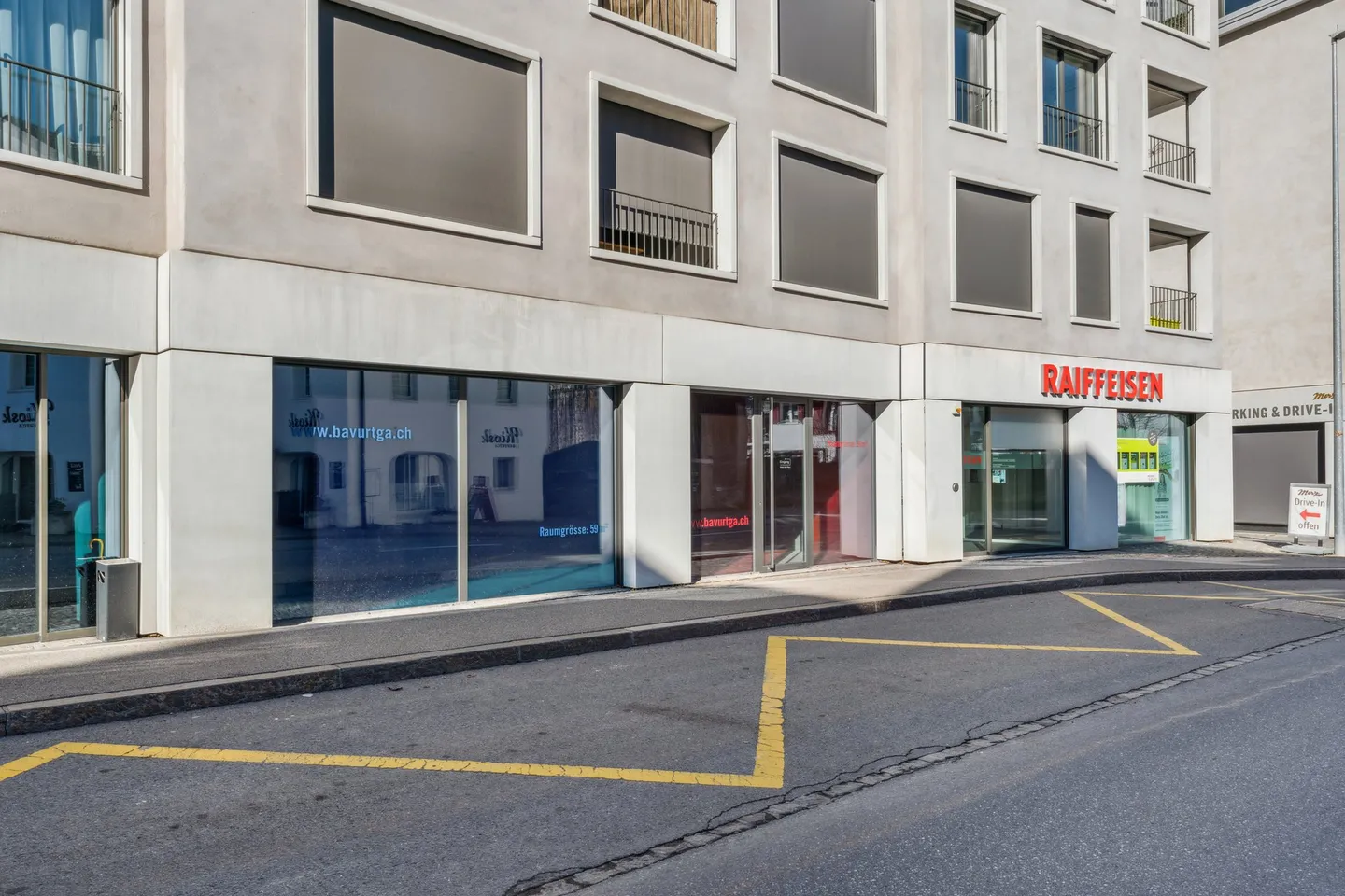 Negozio a Bonaduz con collegamento all'acqua - Foto 2 di 8