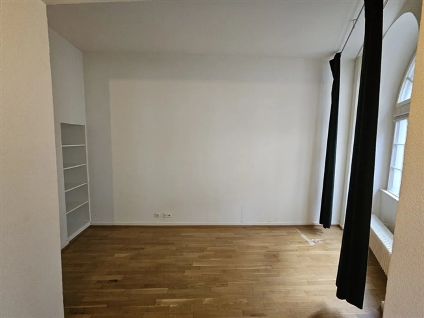 Appartement 1,5 pièces - Photo 1 sur 3