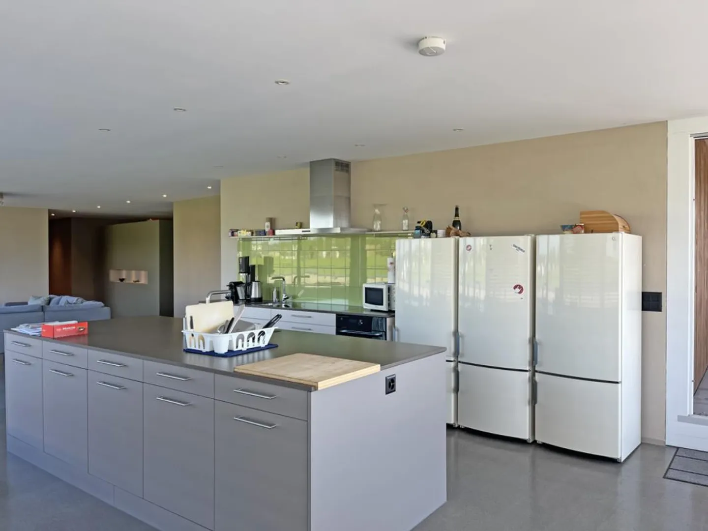 Roommate wanted for women's shared apartment - Photo 6 of 12