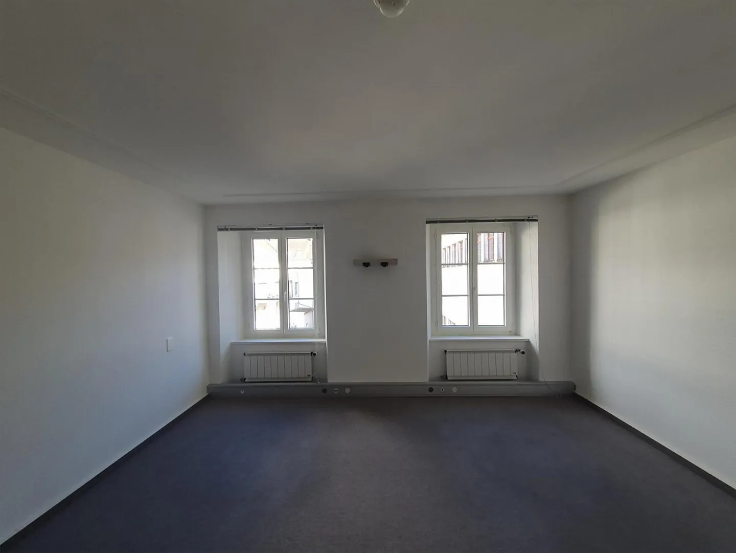 Bureau/Atelier 2ème étage G 3.7 - Photo 1 sur 4