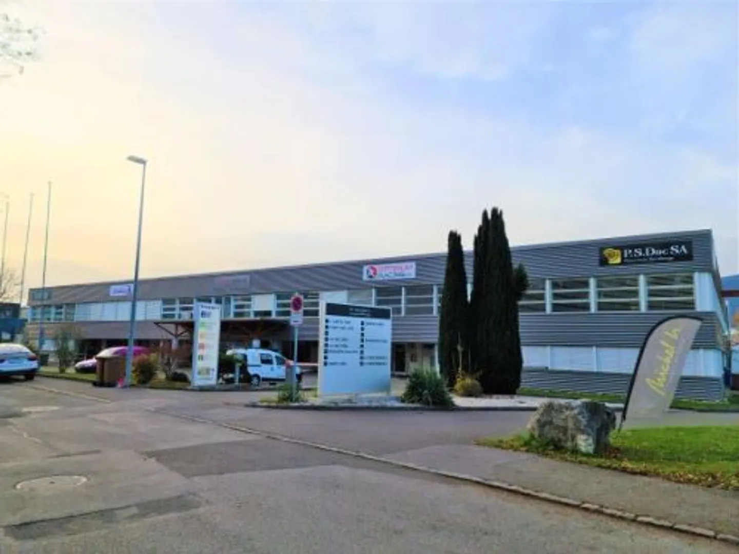 Espaces industriels à louer - Photo 8 sur 20