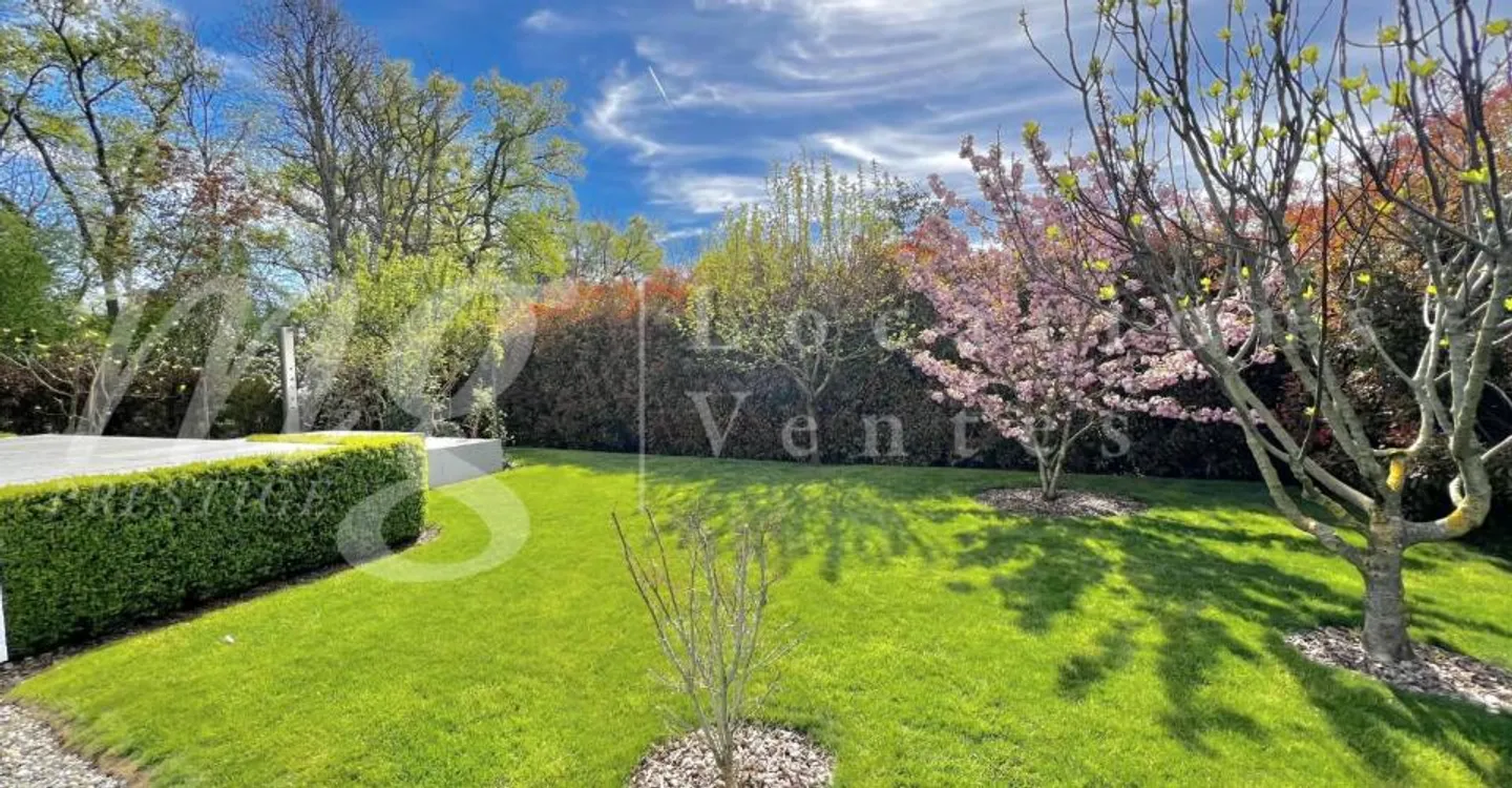 SUPERB UND GROSSES HAUS MIT 10 ZIMMERN - 350 m2 - HPE - 1100 m2 GARTEN UND GROSSER AUSSEN-JACUZZI - Foto 1 von 11