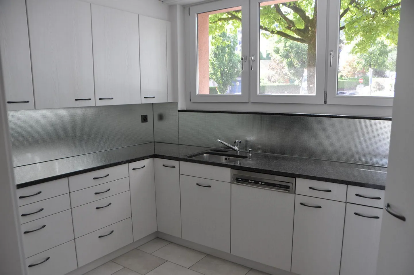Appartamento 2.5 stanze - Foto 3 di 10