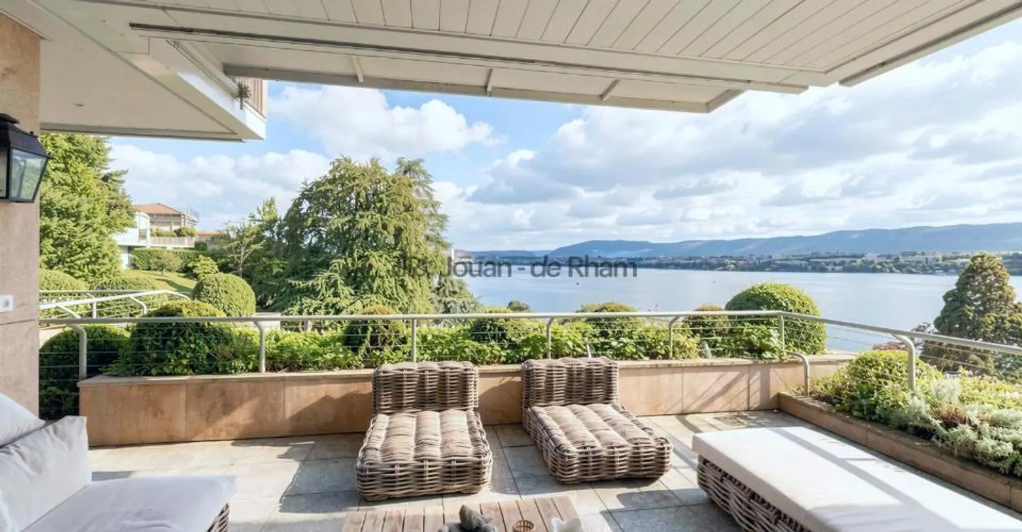 Magnifique appartement de prestige face au lac - Photo 10 of 11