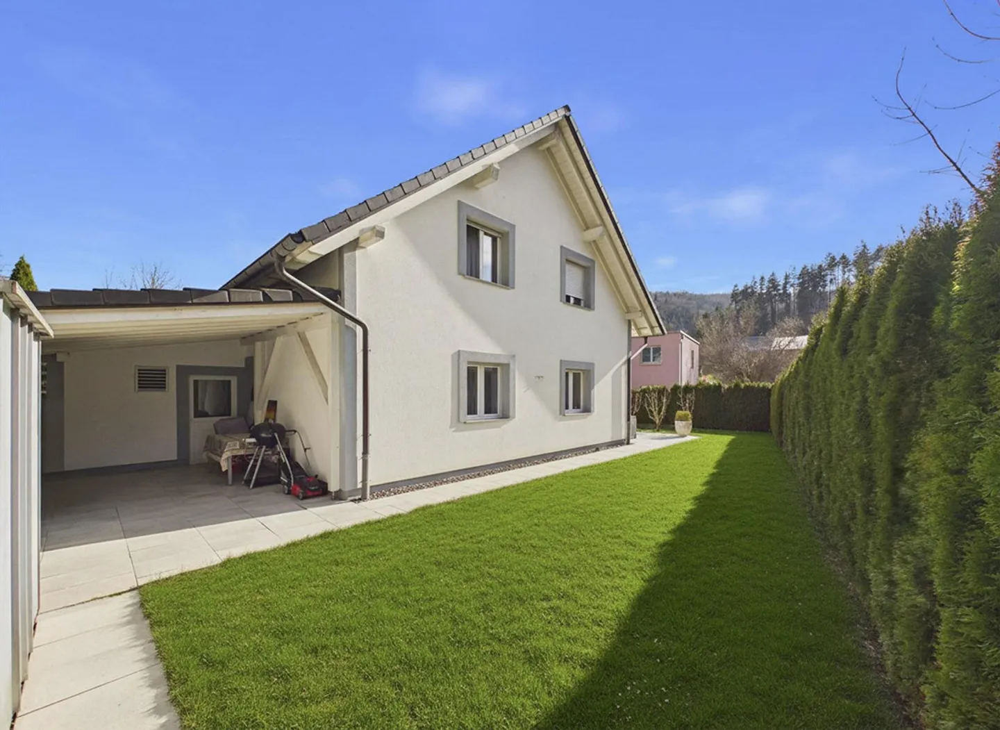 Nature-friendly and family-friendly home - Photo 3 of 14