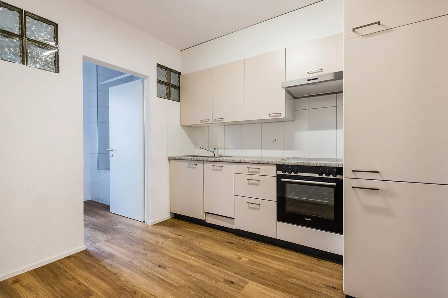 Charmante appartement 3 pièces directement au bord du lac de Constance à Staad - Photo 4 sur 8