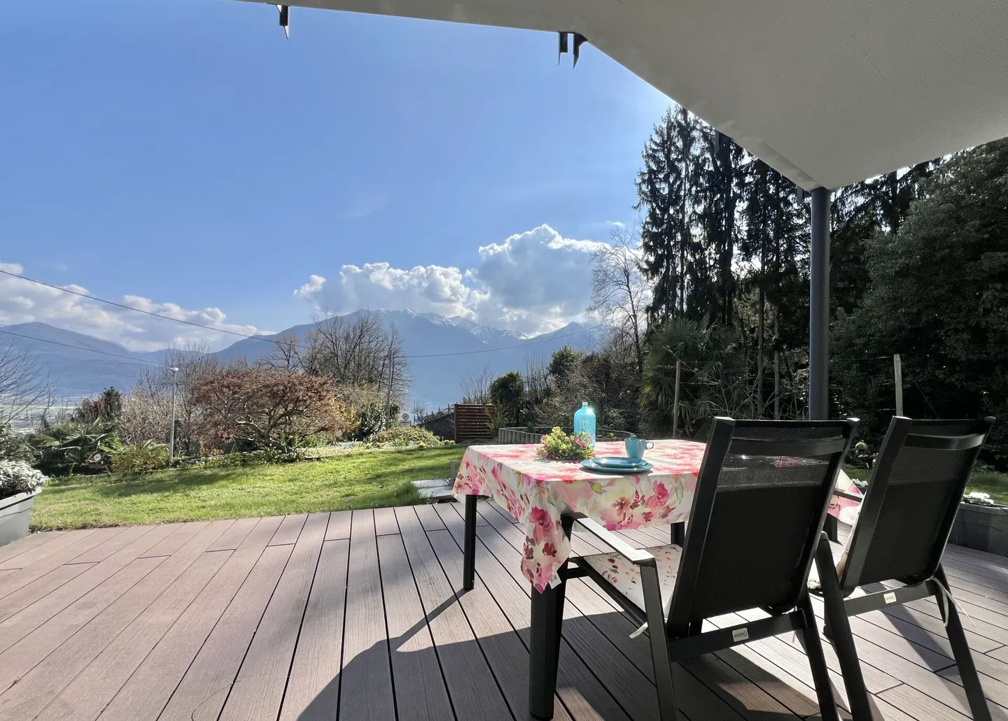 Modernes Familienhaus mit Garten - Foto 4 von 50