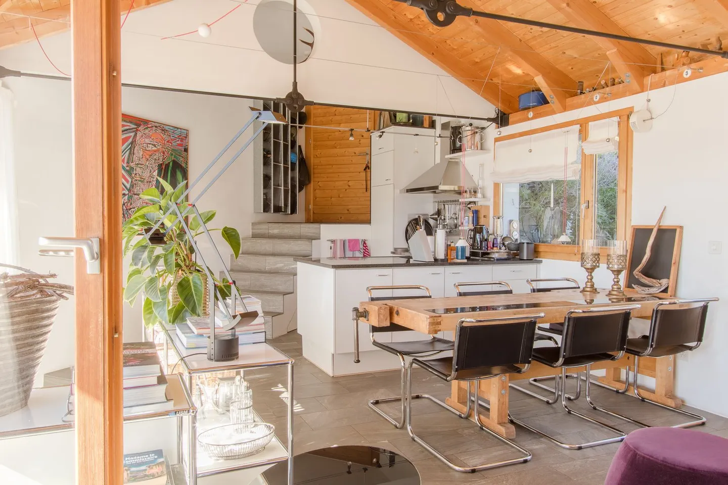 Charmantes 4.5-Zimmer-Doppeleinfamilienhaus mit Bergpanorama in Falera - Foto 5 von 36
