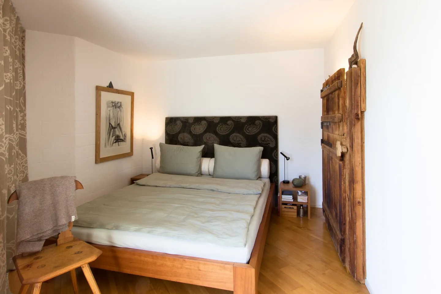 Charmantes 4.5-Zimmer-Doppeleinfamilienhaus mit Bergpanorama in Falera - Foto 9 von 36