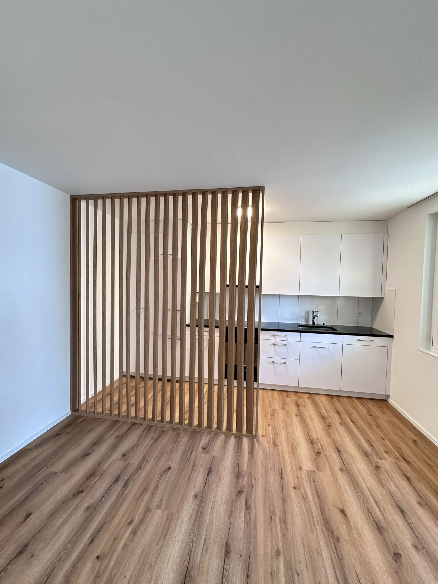 Appartement 4.5 pièces en emplacement central - Photo 2 sur 7