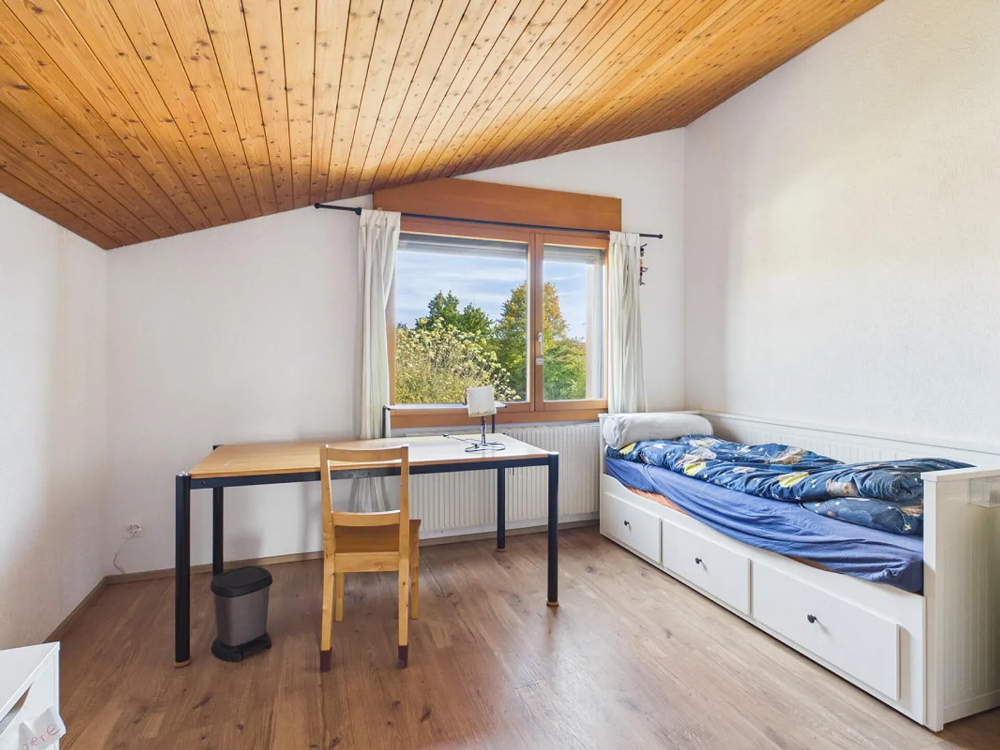 Accogliente casa a schiera di 5 stanze in posizione elevata - Foto 13 di 14