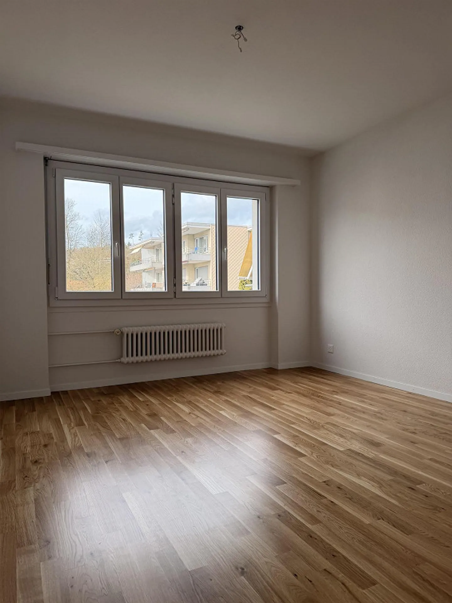 Helle 3-Zimmerwohnung mit Balkon - Foto 2 von 8
