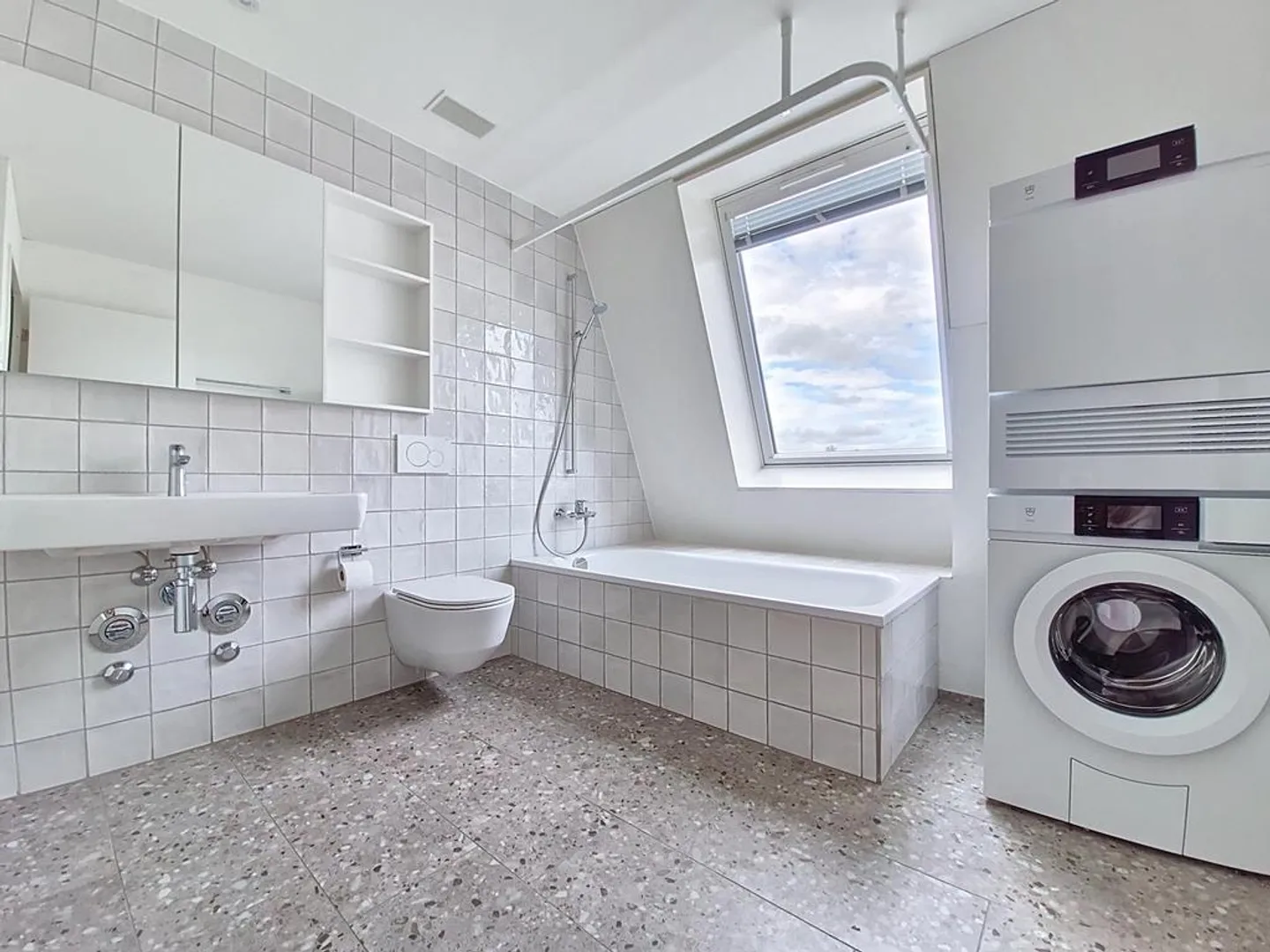 Appartement moderne et confortable de 2,5 pièces à Uster - Photo 6 sur 7