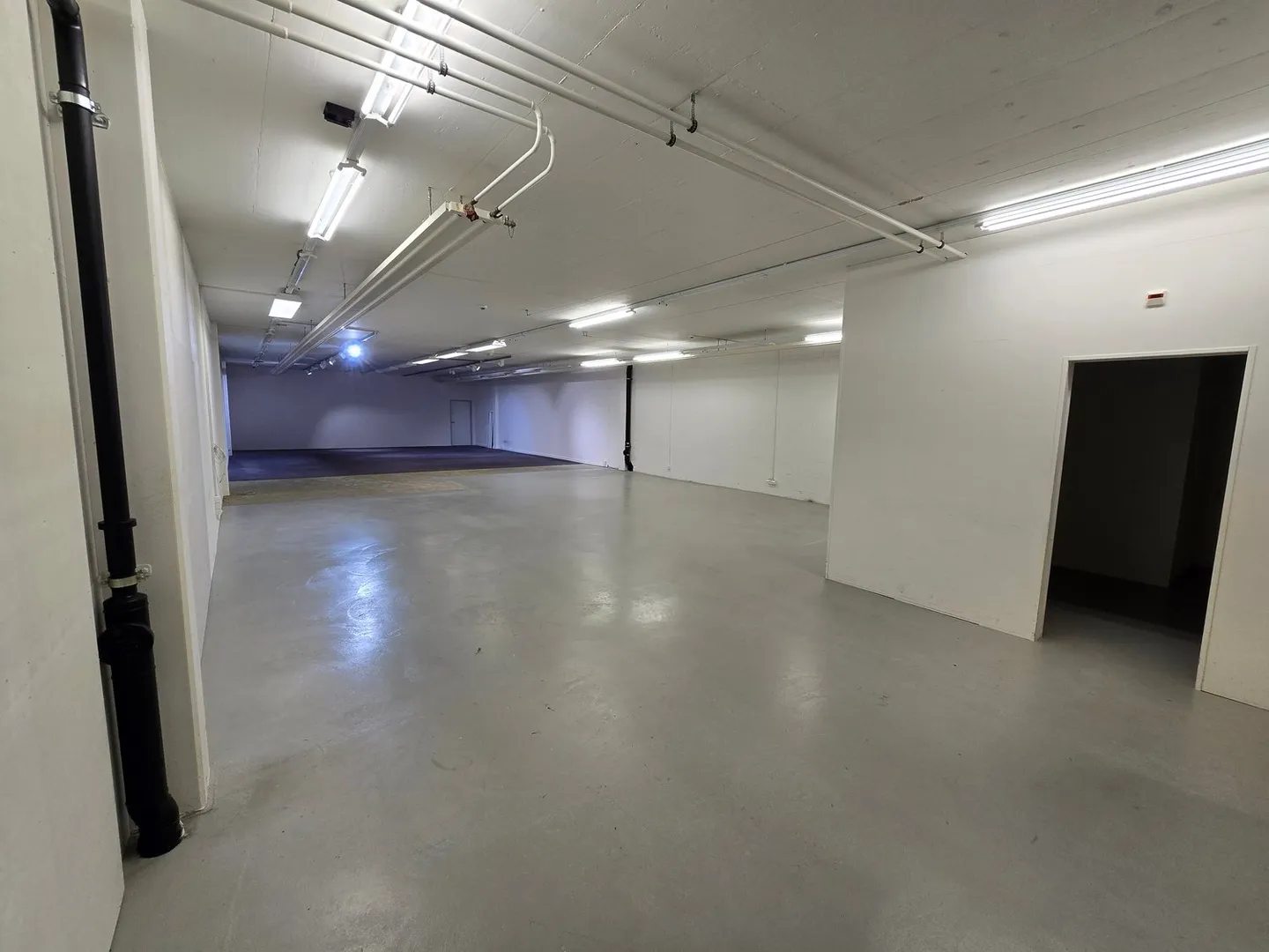 Storage space in a convenient location - Photo 5 of 5