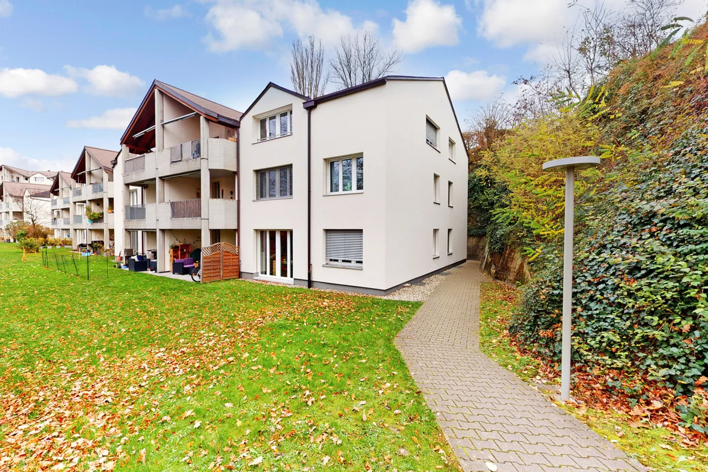 Grosszügige Gartenwohnung in Muttenz - Foto 1 von 9