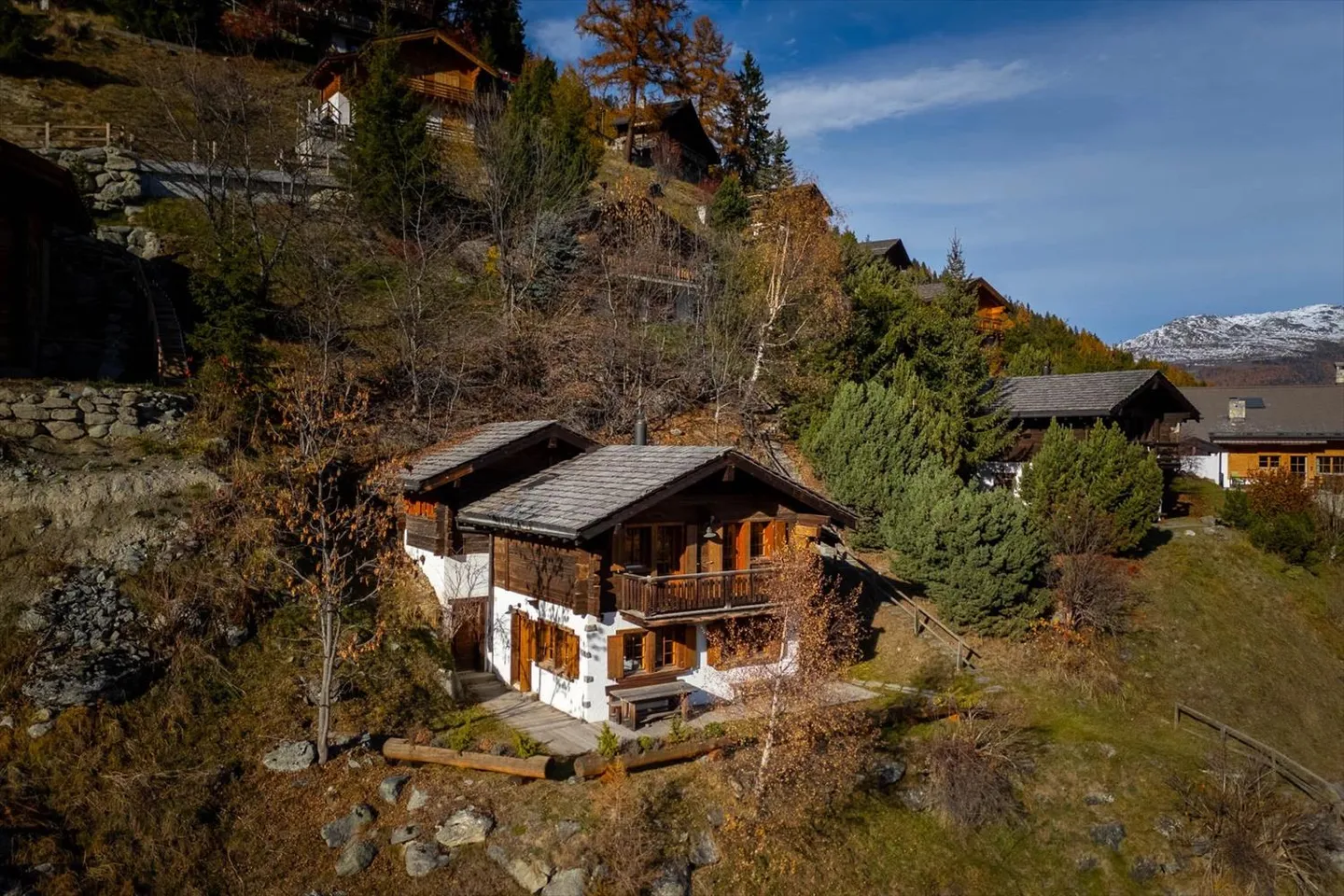 Beautiful chalet with 4 rooms in Grimentz - Second home - Photo 1 of 13