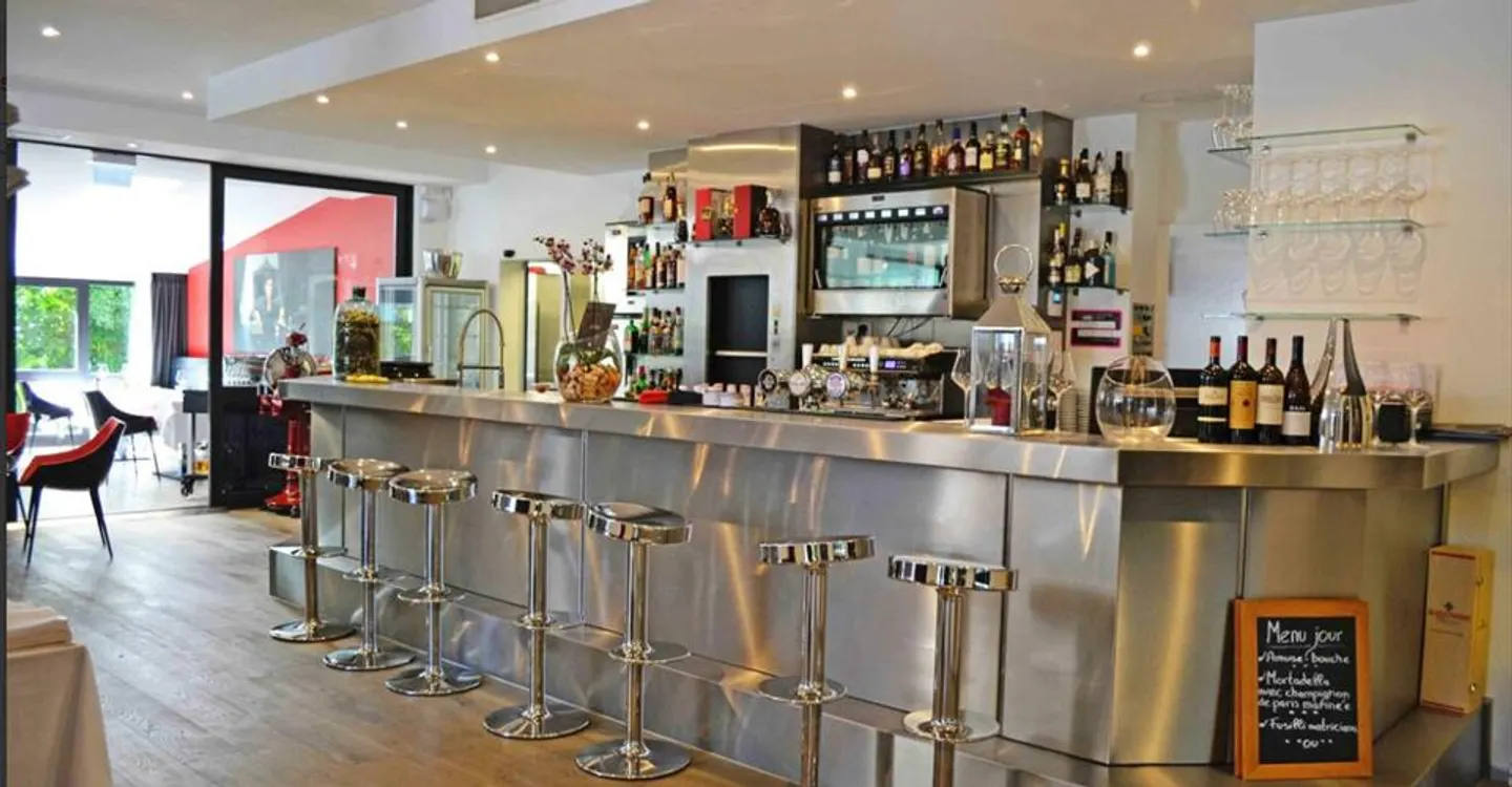 For sale magnificent restaurant of 295 m2 in Villars-sur-Glâne - Photo 1 of 3
