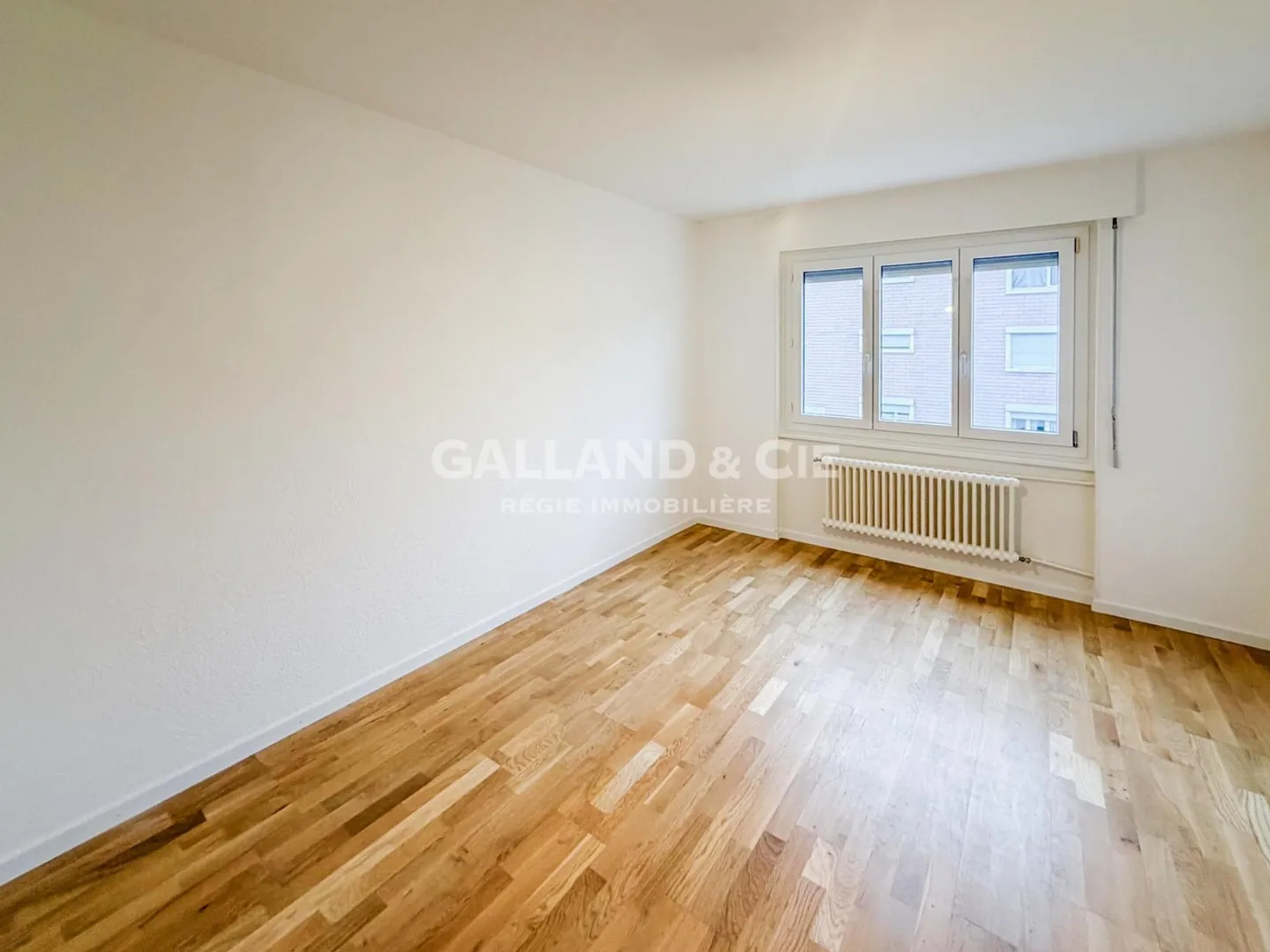 3-room apartment with balcony ideally located in Yverdon - Photo 2 of 6