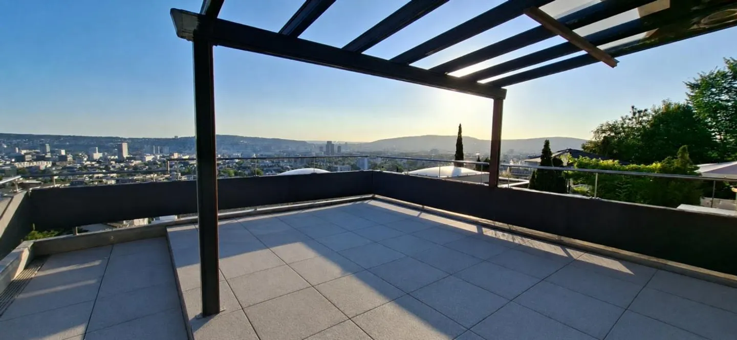 Terrassenwohnung mit Fantastischem Ausblick - Foto 1 von 5