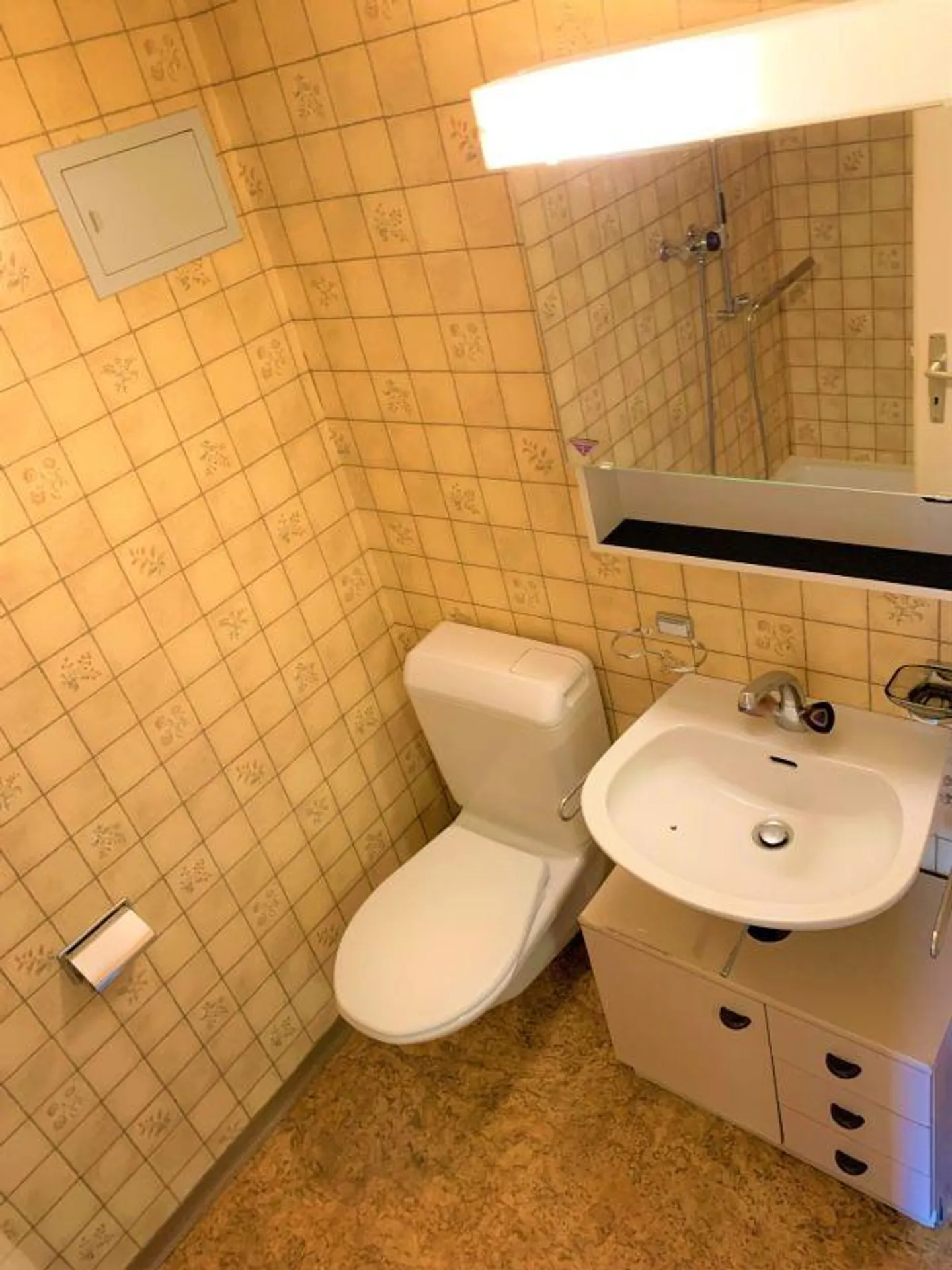 Camera con bagno in affitto - Foto 4 di 5
