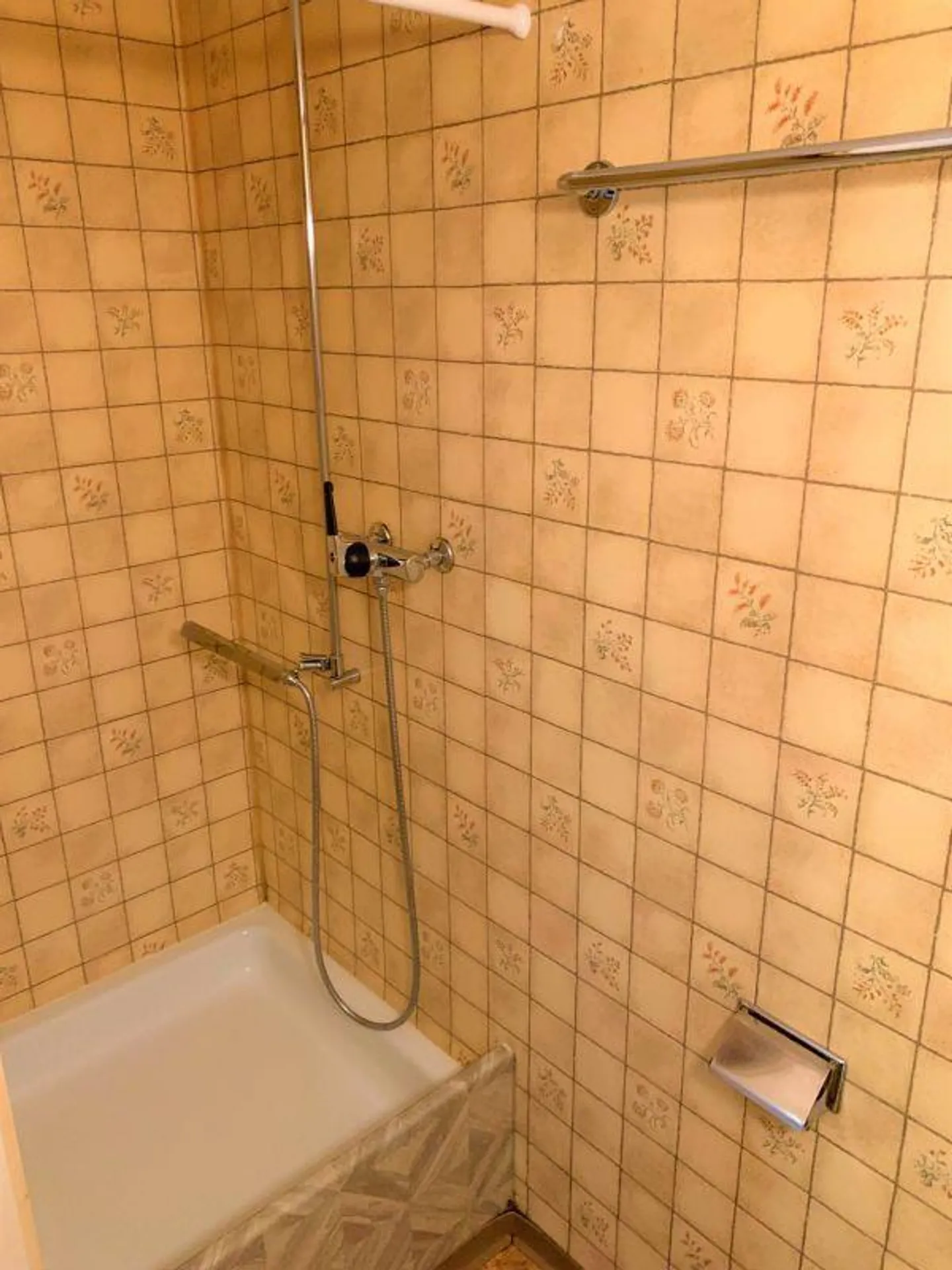 Camera con bagno in affitto - Foto 5 di 5