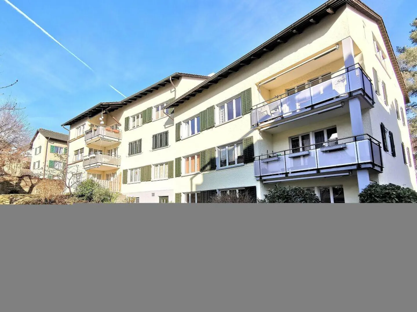Appartamento vicino al centro storico con vista sul verde - Foto 1 di 7