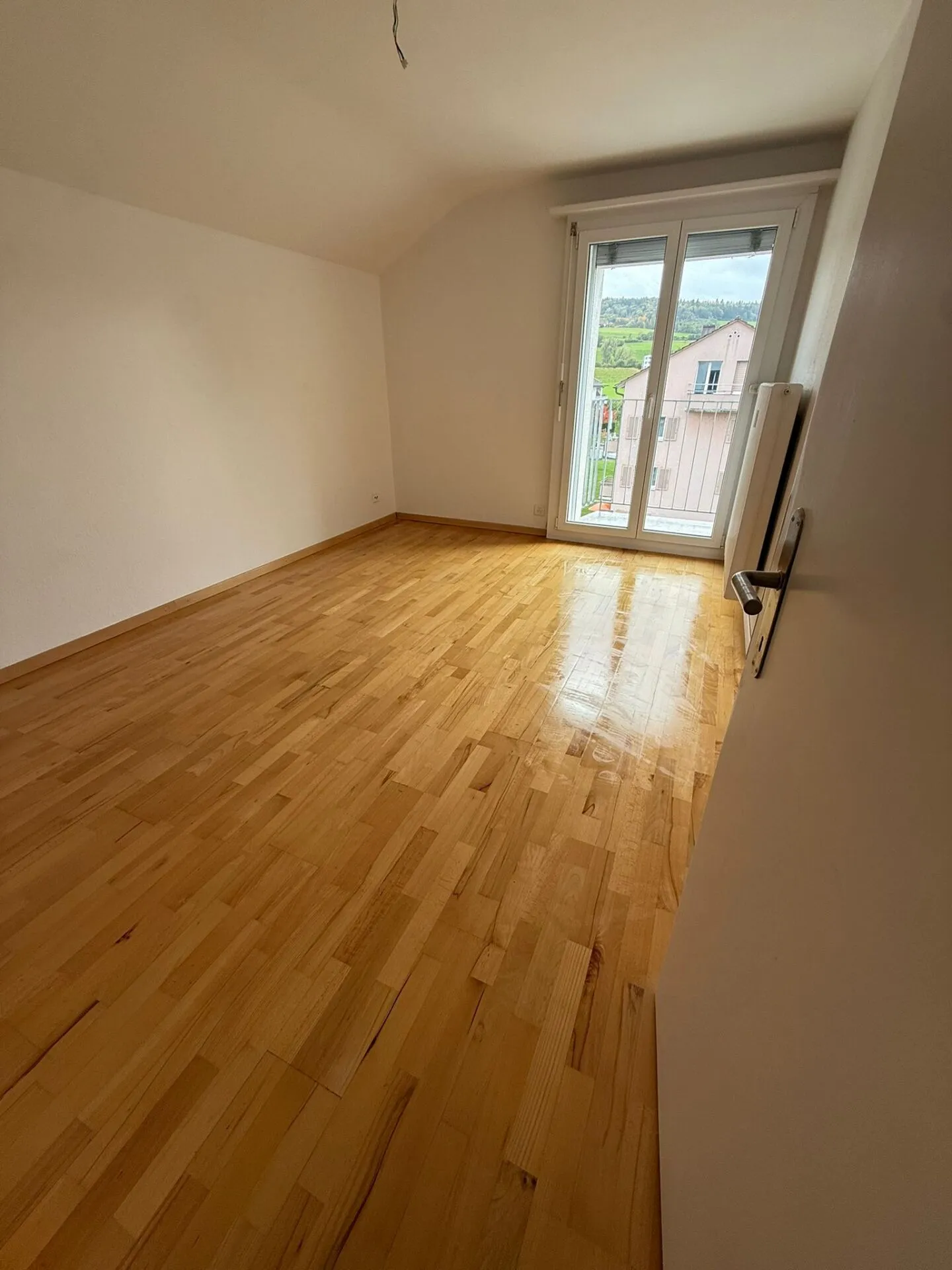 Modern attic apartment with large children's playground!!! - Photo 7 of 11