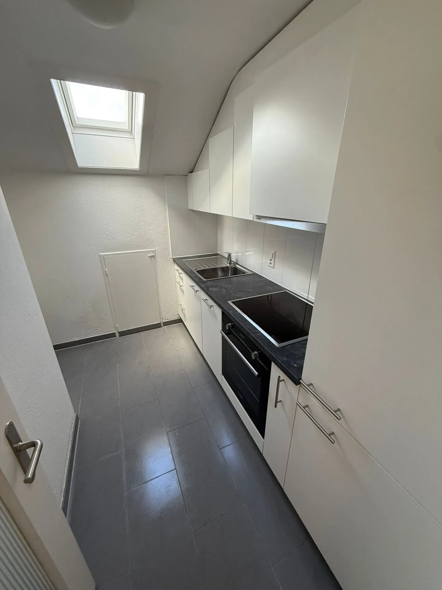 Modern attic apartment with large children's playground!!! - Photo 4 of 11